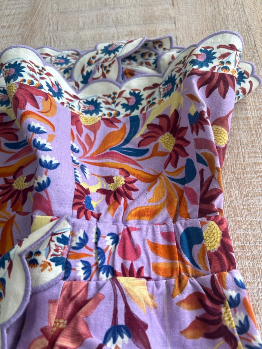 Farm Rio Flower/Floral Tiles Lilac Scalloped Linen Romper Size Medium NWT - Picture 7 of 16